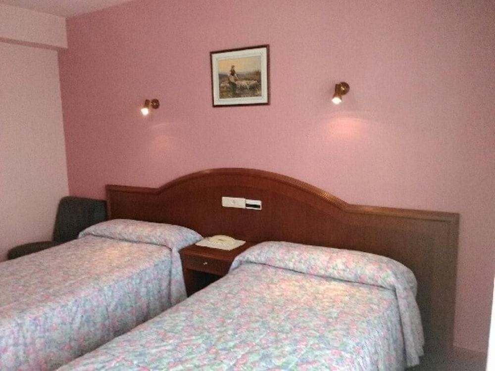 Hotel Internacional Porrino Ngoại thất bức ảnh